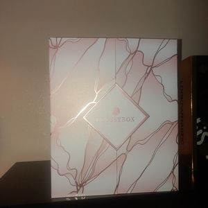 2020 Glossy avent calander